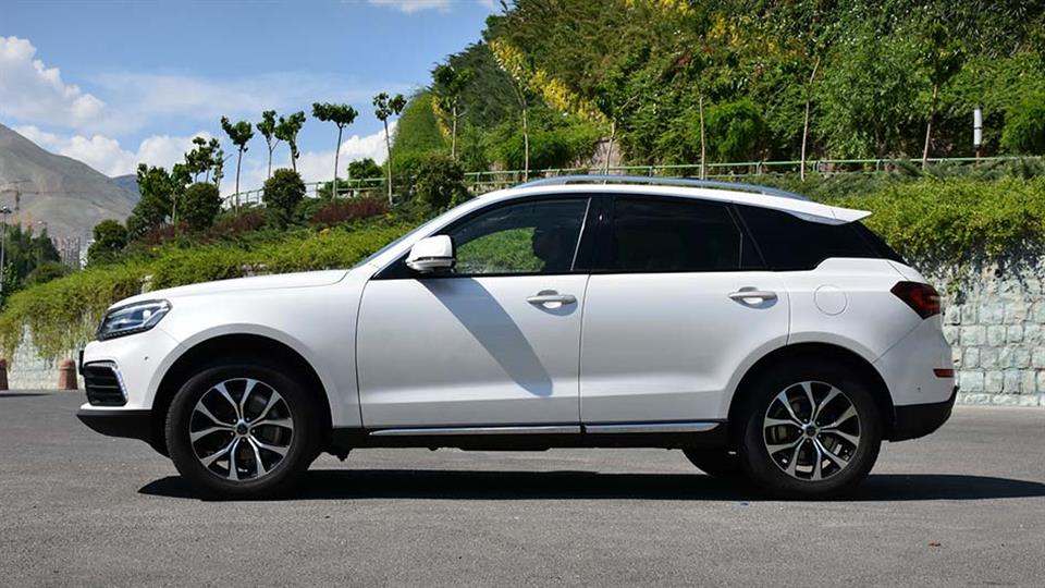 کوپا T210 یک کراس اور کوپه از چین